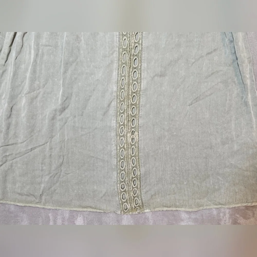Altard State Woman's Cold Shoulder‎ Dress Size S Embroidered Design With Ribbon. - Picture 3 of 12